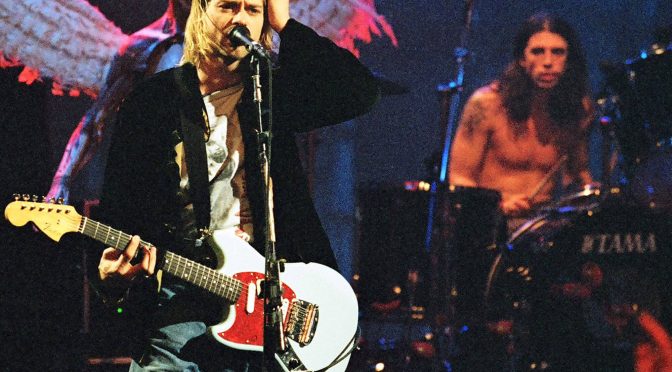 Nirvana biographer claims Kurt Cobain was “jealous” of Dave Grohl: “Dave did have his act together”